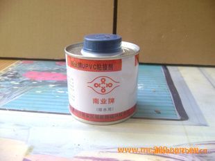 PVC膠水應用全解析 從排水膠到U-PVC專用膠的選擇與優勢